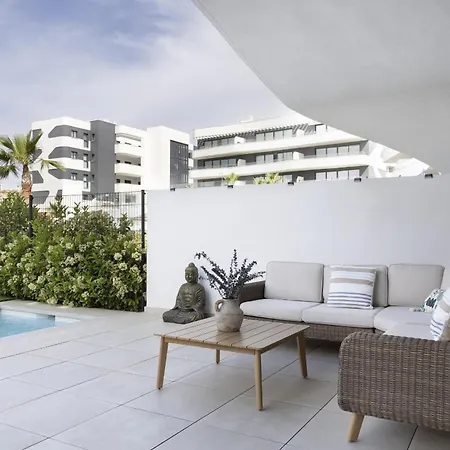 Apartment Premium Garden With Private Pool In Higueron Fuengirola