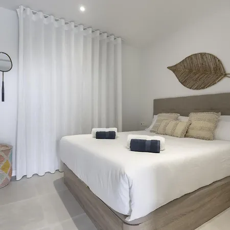 Apartment Premium Garden With Private Pool In Higueron Fuengirola