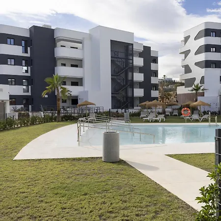 Premium Garden With Private Pool In Higueron