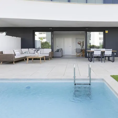 Apartment Premium Garden With Private Pool In Higueron Fuengirola
